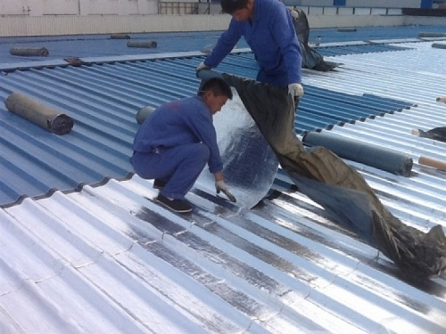 xử lý chống dột mái tôn tại Hà Nội